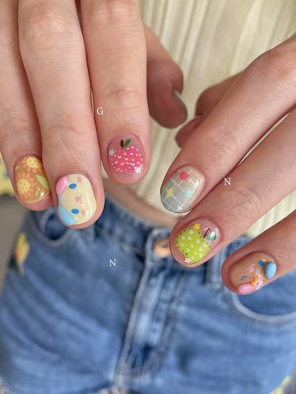 Handmade Cute Press-On Nails for Women, Ellipse Shape, 10 Pieces